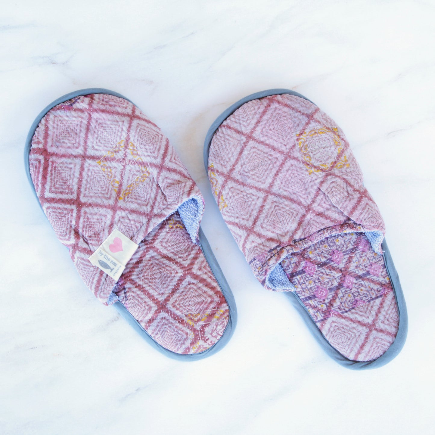 hawaiian mopping slippers